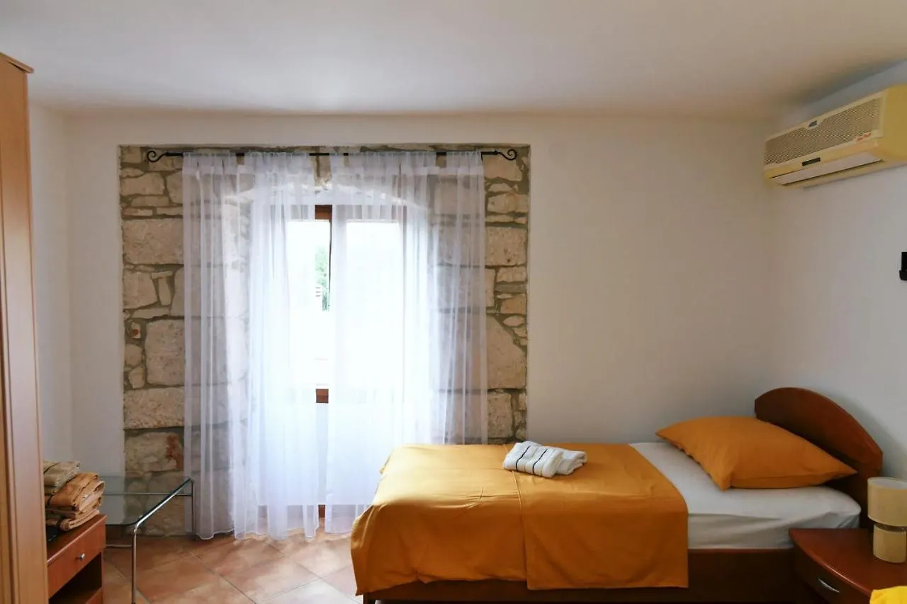 Freya'S Apartments Medulin 0*,  Croatia