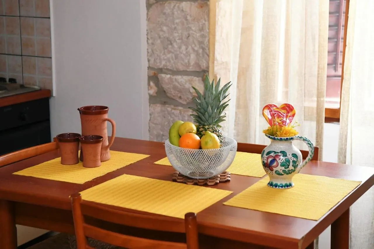 Freya'S Apartments Medulin Croatia